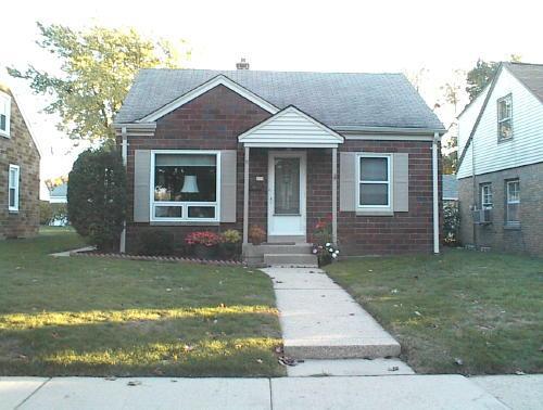 609 E Morgan Ave., Milwaukee, WI 53207