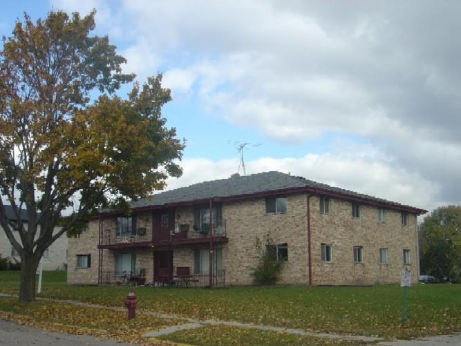 219 Lewis, Elkhorn, WI 53121