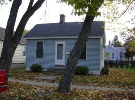 1127 S 6th St., La Crosse, WI 54601