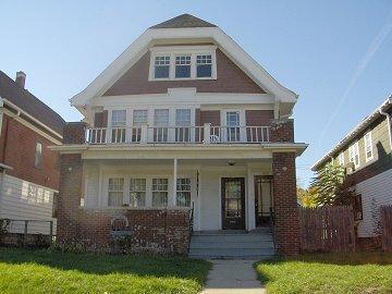 2873 N 37th St #2875, Milwaukee, WI 53210