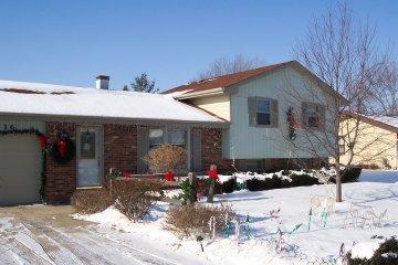 1316 Emmertsen Rd., Mount Pleasant, WI 53406