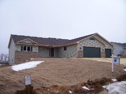 1370 Valley View Rd., Hartford, WI 53027