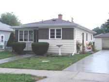 2121 Oregon St., Racine, WI 53405