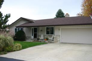 6134 S 38th St., Greenfield, WI 53221