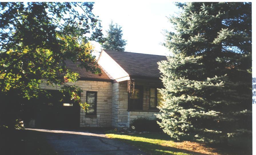 8681 N 60th St, Brown Deer, WI 53223