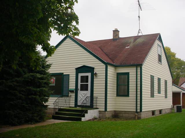 1033 E Morgan Ave., Milwaukee, WI 53207