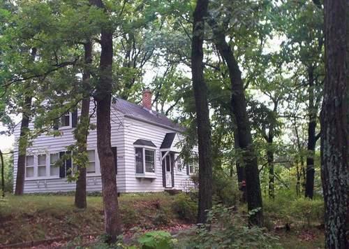 4241 W Crescent Dr., Linn, WI 53147