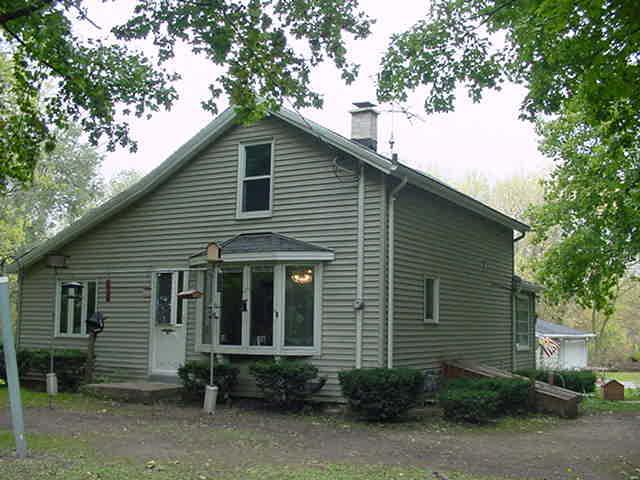 11122 W Oakwood Rd., Franklin, WI 53132