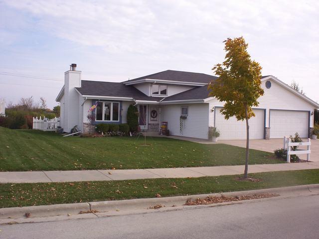 290 Bley Pkwy, Port Washington, WI 53074