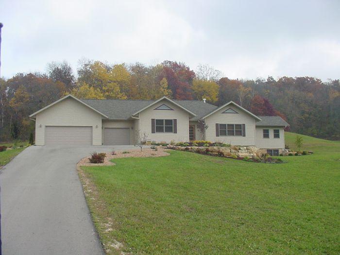 N6552 Forest Ct., Onalaska, WI 54636