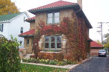 4040 N Maryland Ave, Shorewood, WI 53211