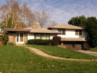 7858 Saint Anne Ct., Wauwatosa, WI 53213