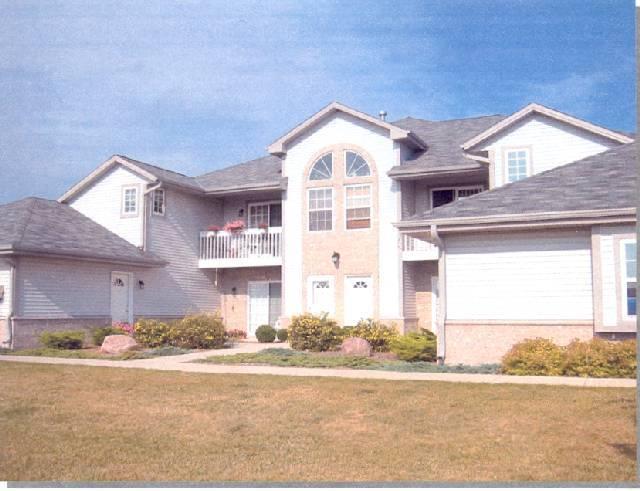435 Betzer Rd. #H, Delavan, WI 53115