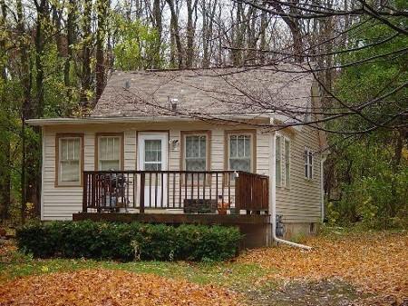 829 Hickory Rd., Twin Lakes, WI 53181