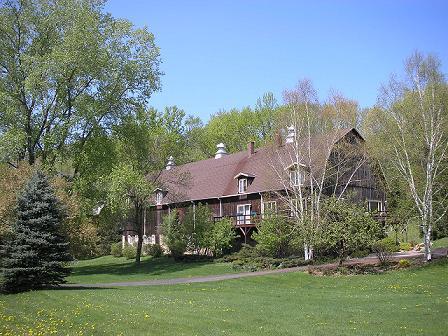 N5075 Green Coulee Rd, Onalaska, WI 54650