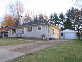 215 E Spaulding St., Watertown, WI 53098