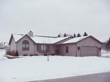 6326 N Woodland Meadows Dr., Sheboygan, WI 53083