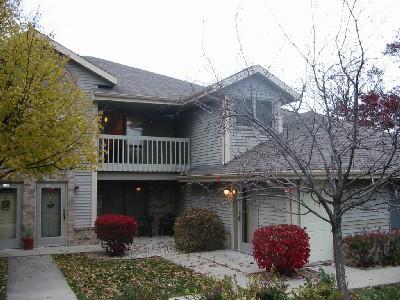 2112 Woodburn Rd. #F, Waukesha, WI 53188