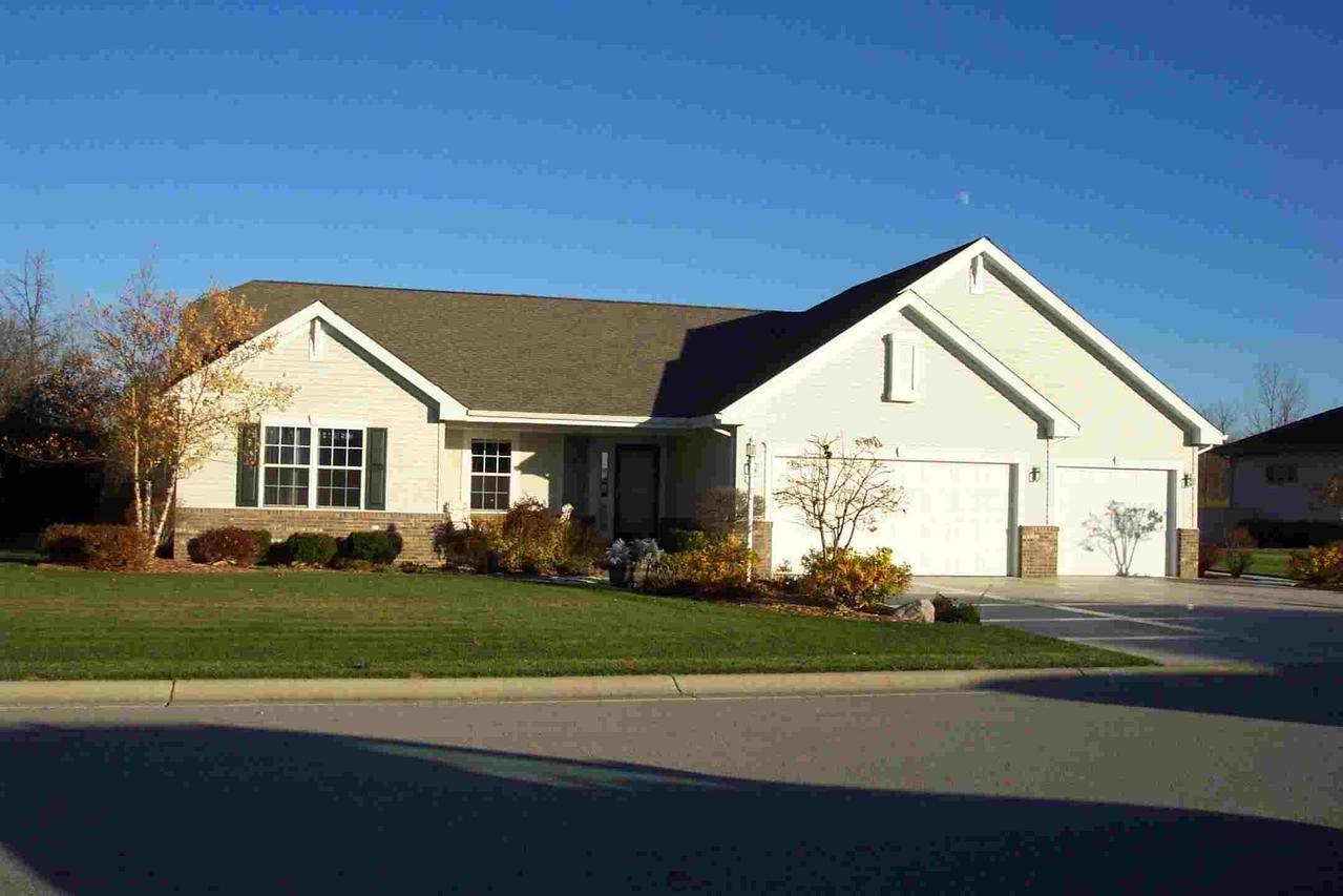 3945 Royal Oaks Dr., Mount Pleasant, WI 53406