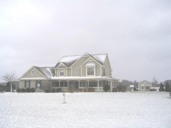 1586 Prairie Ln., Richfield, WI 53033