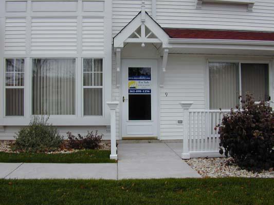 3140 Wood Rd. #9L, Racine, WI 53406