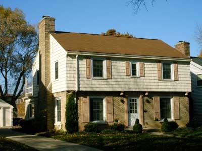 2637 N 90th St, Wauwatosa, WI 53226