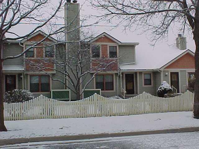 939 Sunset Pl. #B, Onalaska, WI 54650