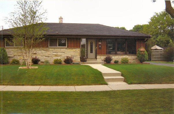4866 N 107th St., Milwaukee, WI 53225