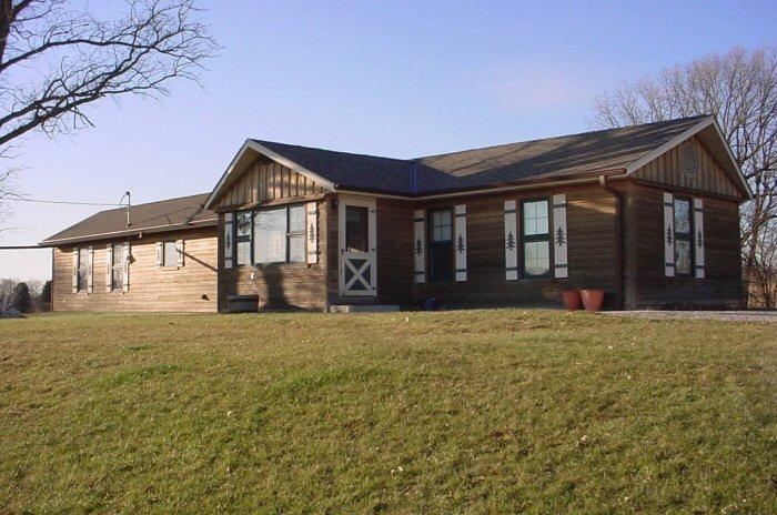 5095 N Country Ln., Fredonia, WI 53080