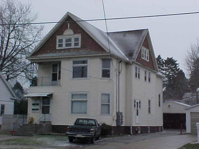 1215 Marshall St., Manitowoc, WI 54220