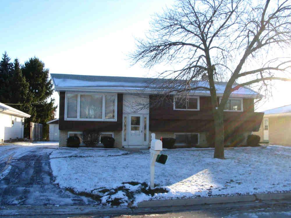 407 Nicholson Ave., South Milwaukee, WI 53172
