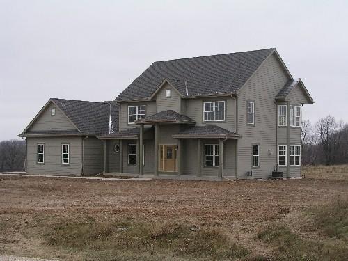 3654 High Ridge Dr., Richfield, WI 53076