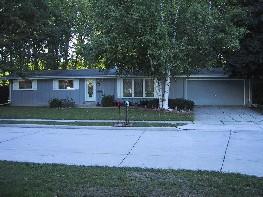 3315 Stokes Ln., Manitowoc, WI 54220