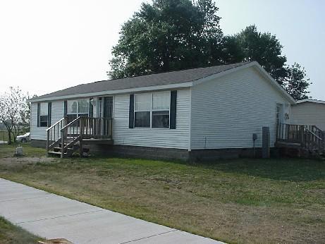 1301 S 31st St., Manitowoc, WI 54220