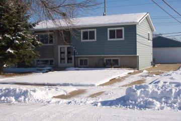 1621 Roosevelt Ave, Racine, WI 53406