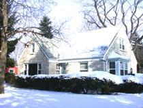 8112 N 38th, Brown Deer, WI 53209