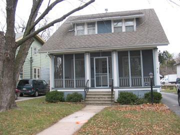 213 N West Ave., Waukesha, WI 53186