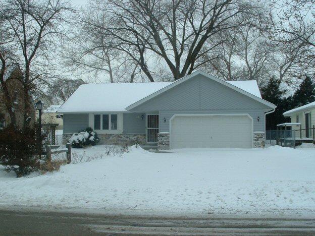 5971 S 33rd St., Greenfield, WI 53221