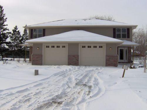 5465 S Buckhorn Ave., Cudahy, WI 53110