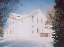 601 Plat Rd., Richfield, WI 53017