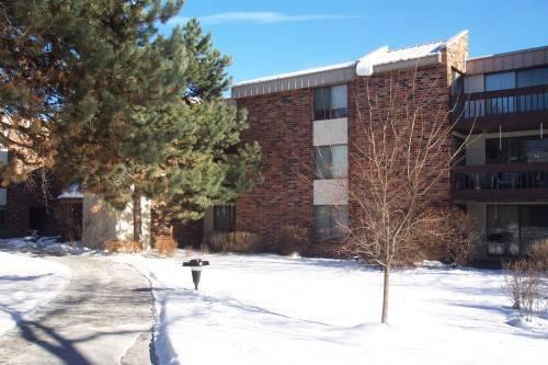 2470 W Good Hope Rd. #365, Glendale, WI 53209