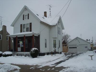 206 S 5th St, Watertown, WI 53094