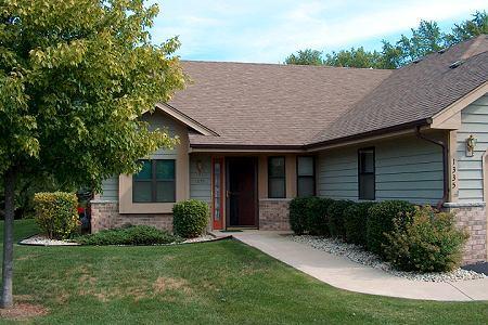 1335 30th Ct. #15D, Kenosha, WI 53144