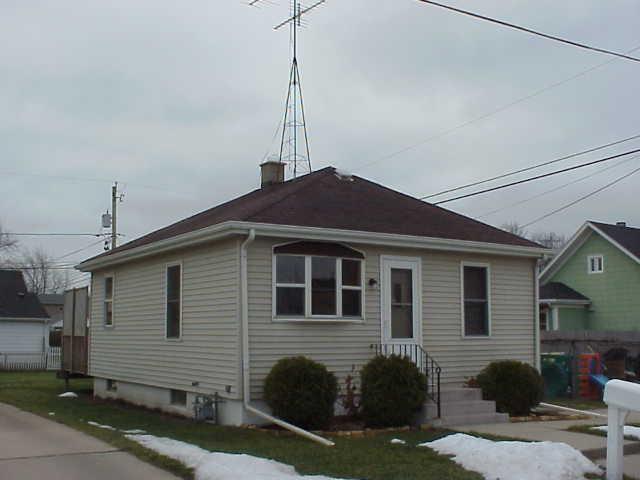 1311 Lawndale Ave., Mount Pleasant, WI 53403