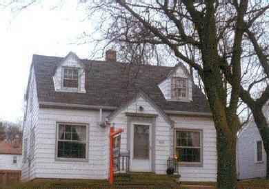 4246 S Taylor, Milwaukee, WI 53207