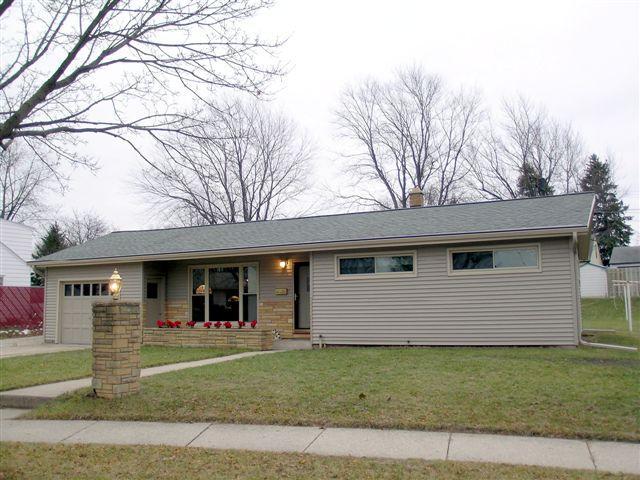 429 Harrison Ave., Waukesha, WI 53186