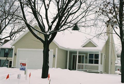 1012 N Grandview Blvd., Waukesha, WI 53188