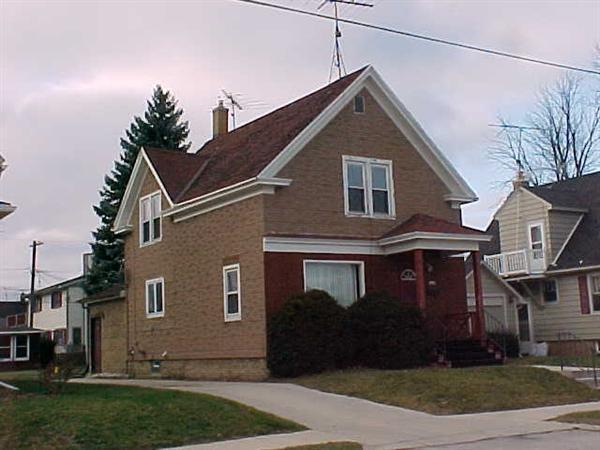 2608 S 8th St., Sheboygan, WI 53081