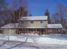 418 Jonathan Dr, Racine, WI 53402