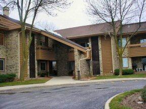 2101 W Good Hope Rd. #214, Glendale, WI 53209
